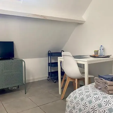 Rue Saint Jean * קאין